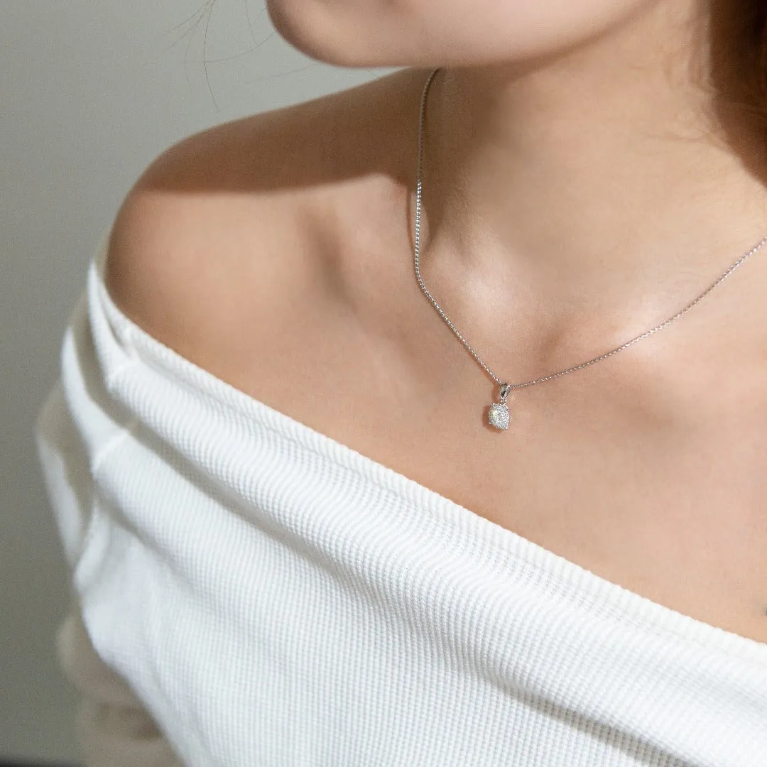 18K White Gold Diamond Pendant