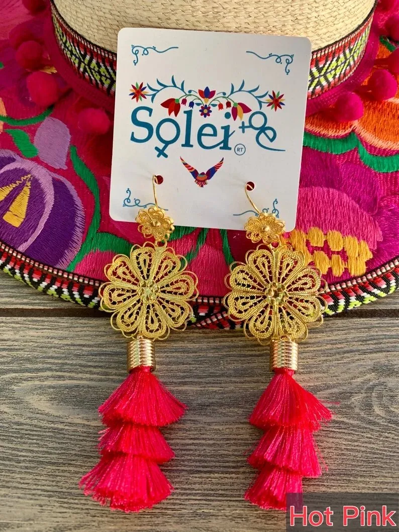 Aretes Flor Mota