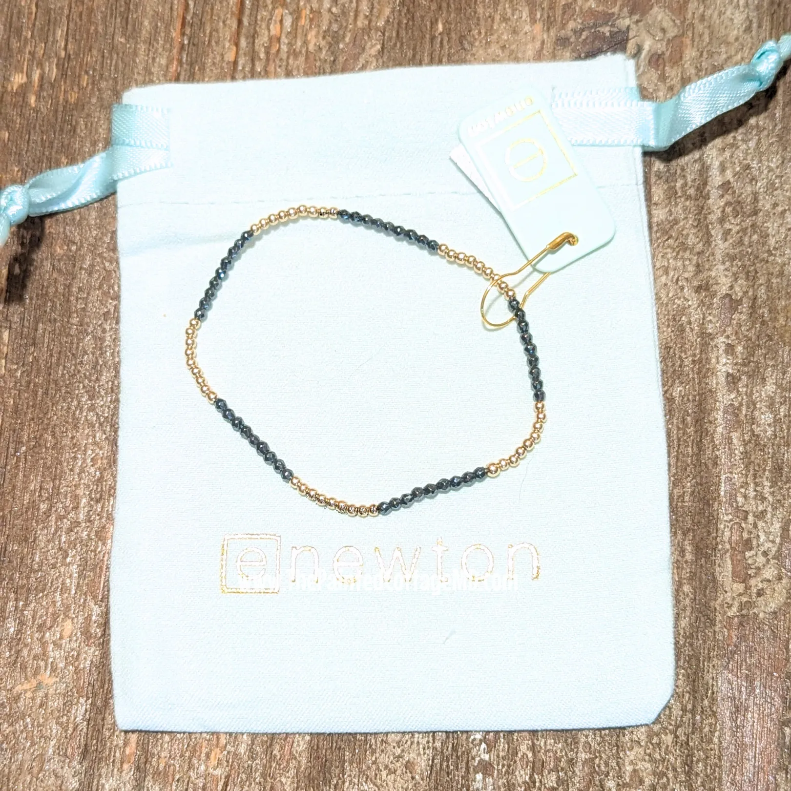 Blissful Pattern 2mm Bracelet - Faceted Hematite