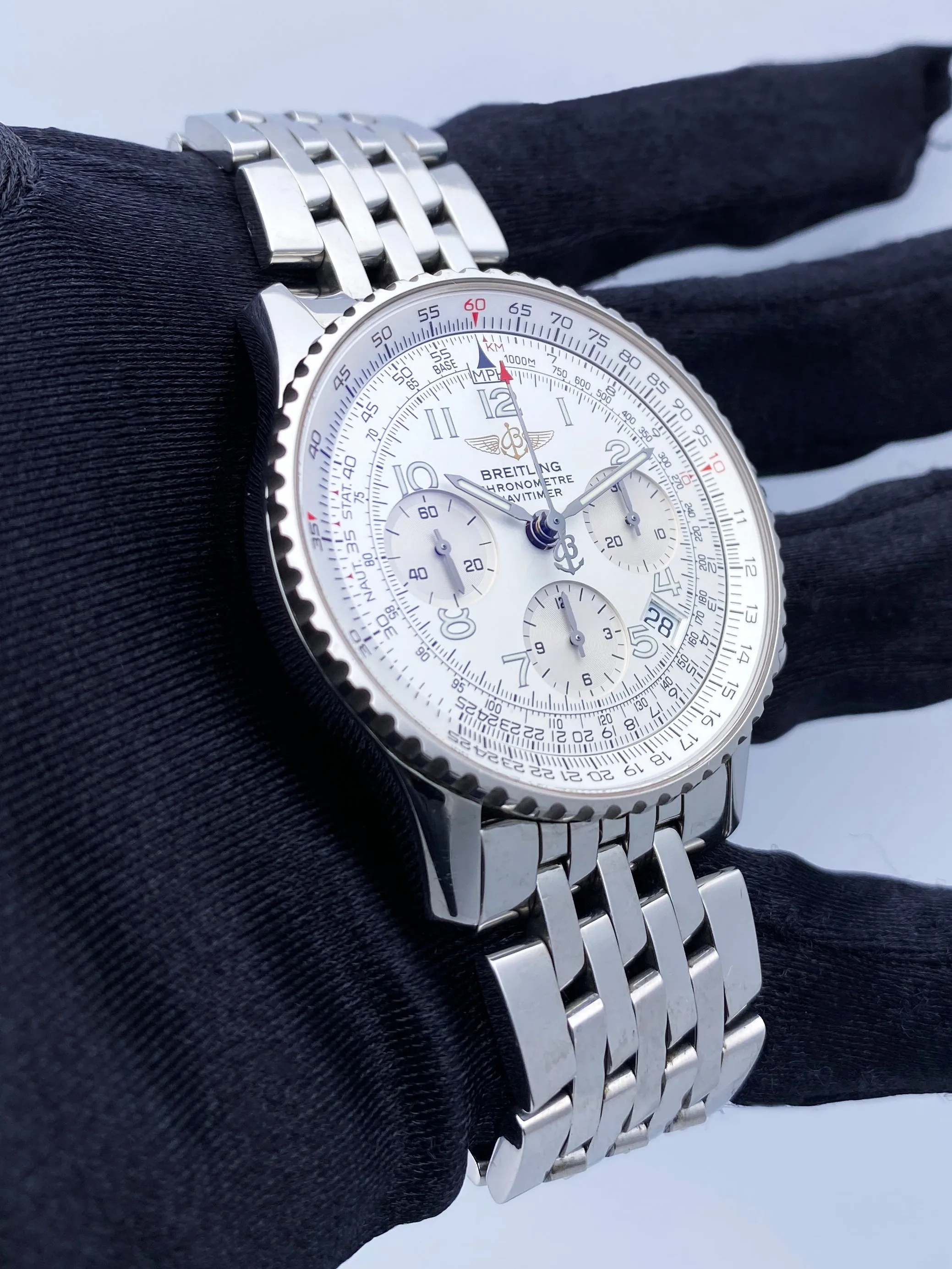 Breitling Navitimer A2332212 Stainless Steel Mens Watch Box Papers