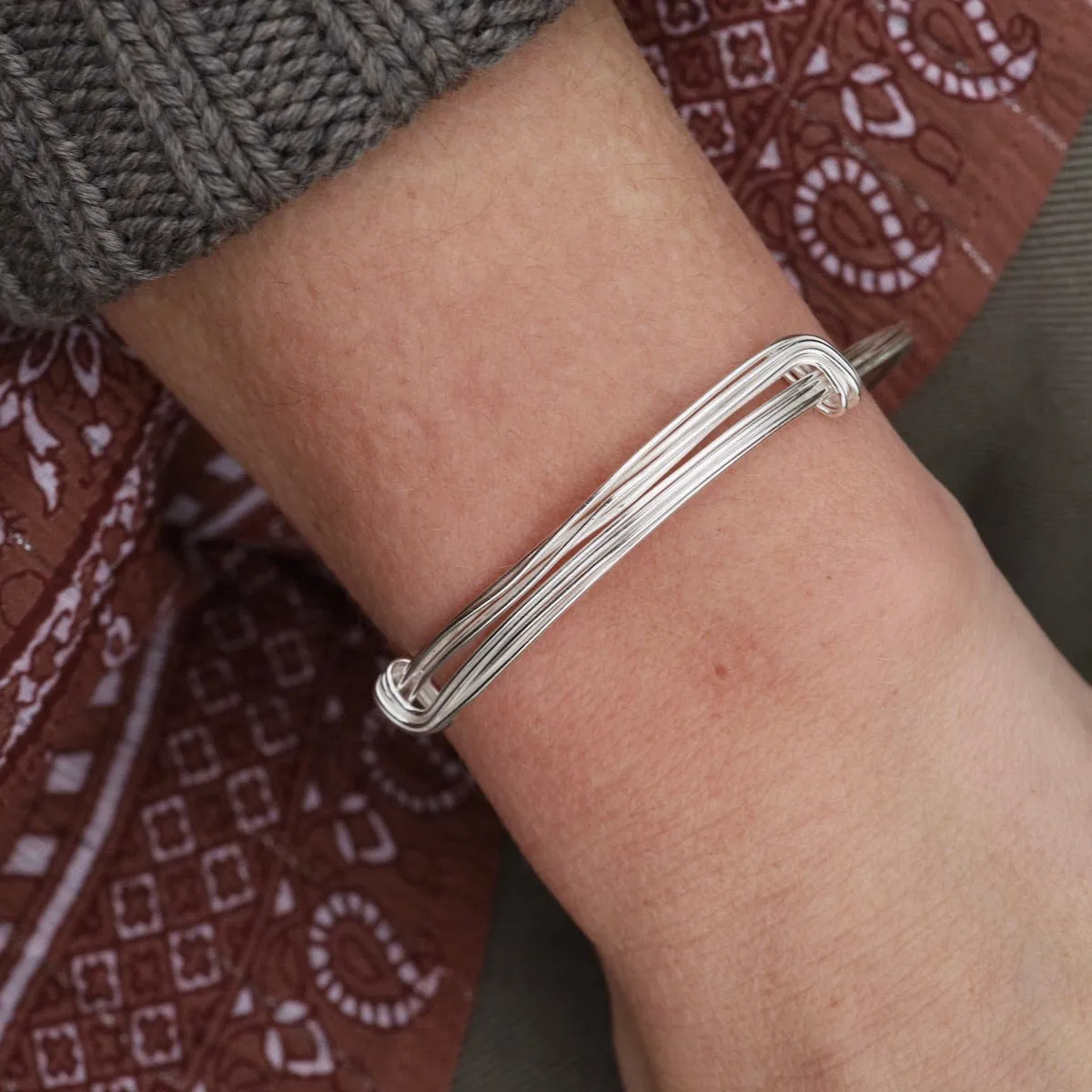 Elephant Hair Inspired Bangle - Shiny Sterling Silver - 5 Lines