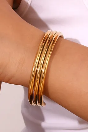 Gold Three Layered Notched Bangle