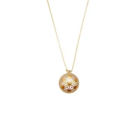 Maki-e Urushi Lacquer Pendant Necklace - White South Sea Pearl Shell / Geometric Hemp-Leaf Pattern -, Traditional Japanese Urushi Lacquer Jewelry