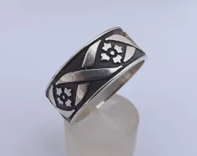 Sterling Silver Ring (size 12)