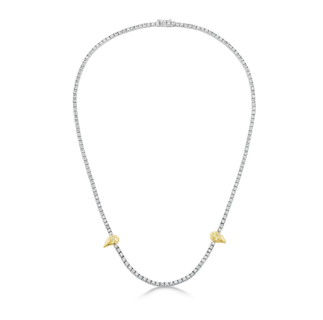 The Feng Necklace