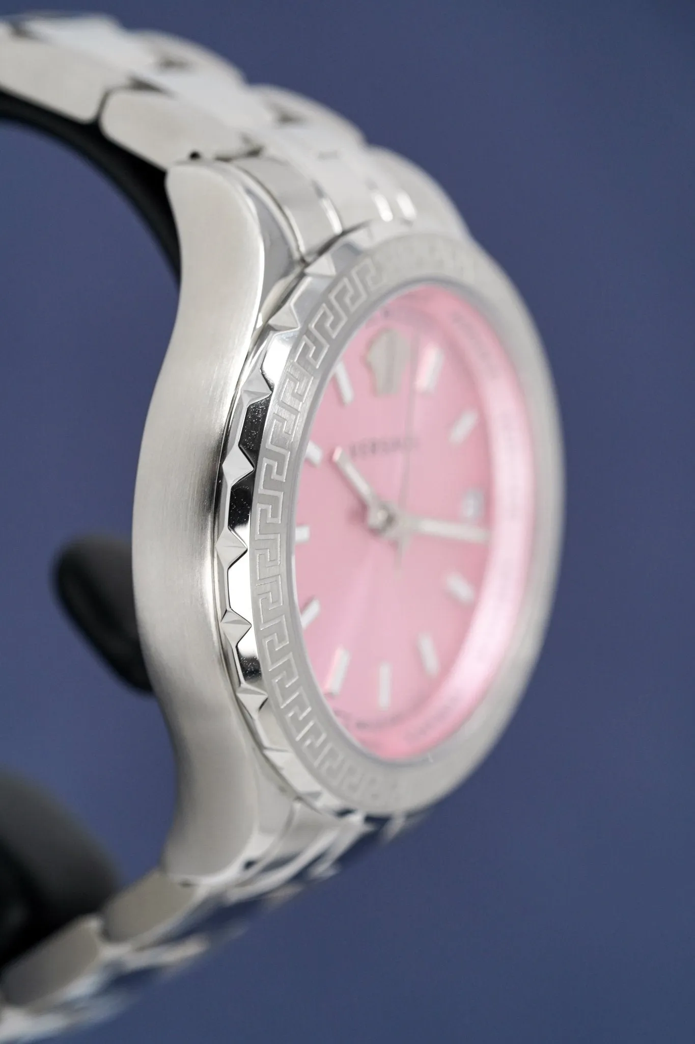 Versace Ladies Watch Hellenyium Pink Bracelet V12010015