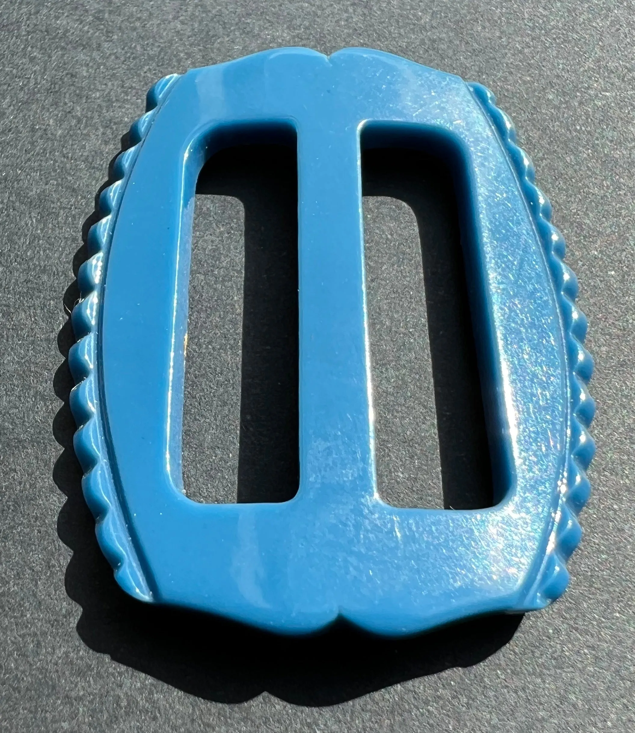 Vibrant Teal Coloured Vintage 1940s 4.5cm Buckle