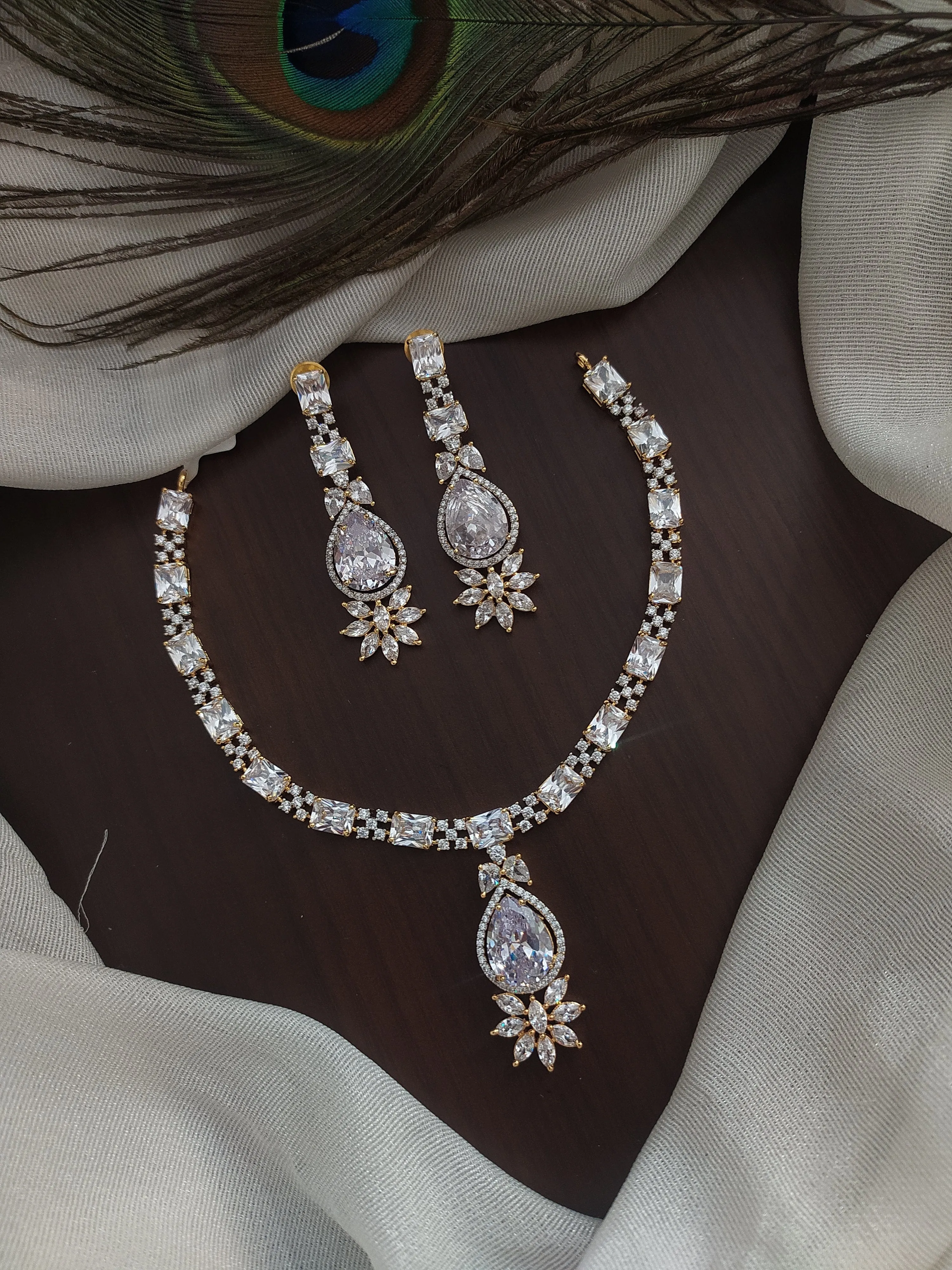 ZIRCON NECKLACE SFJN0808
